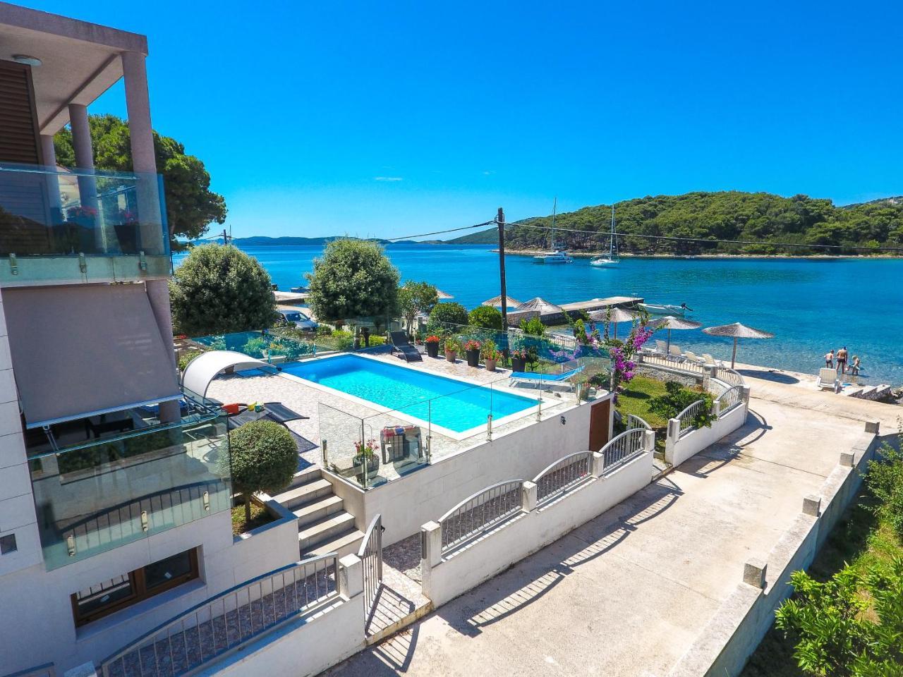 Vila Orada Molat Exterior photo