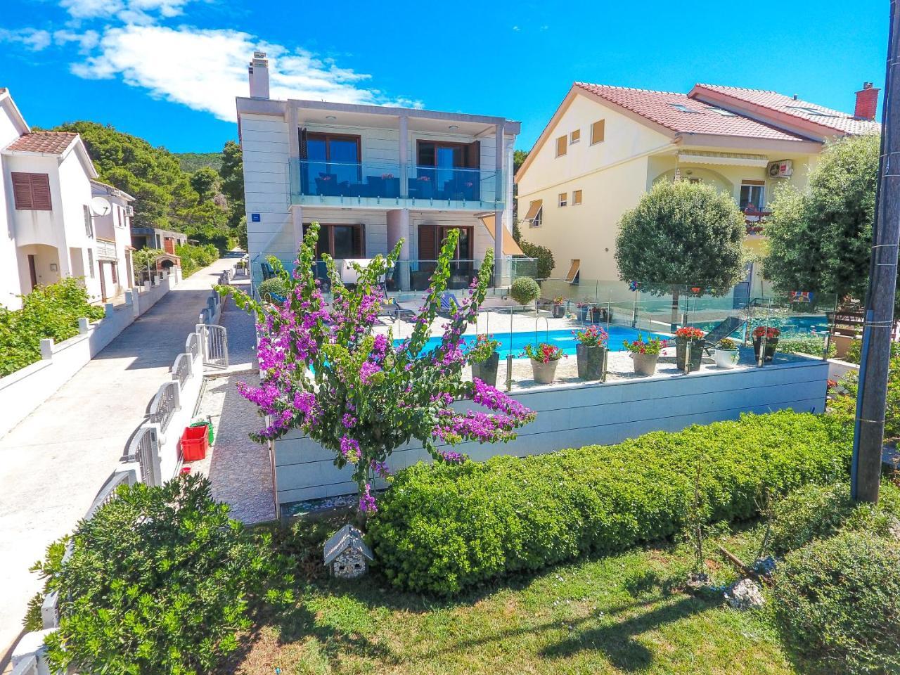 Vila Orada Molat Exterior photo